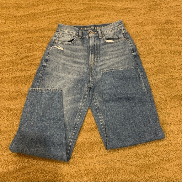 American Eagle Women’s Size 2 Relaxed Mom Jean - Picture 2 of 16